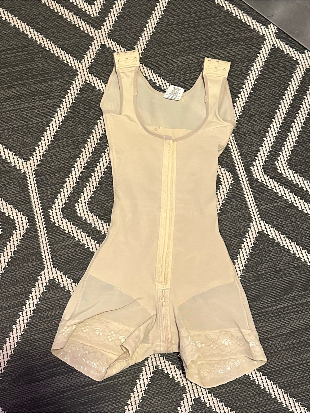 M&D stage 2 faja - compression garment size XS
